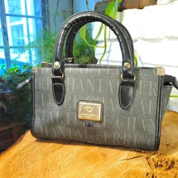 Chantal Ferre Handbags - Chantal Ferre Signature Pattern Handbag